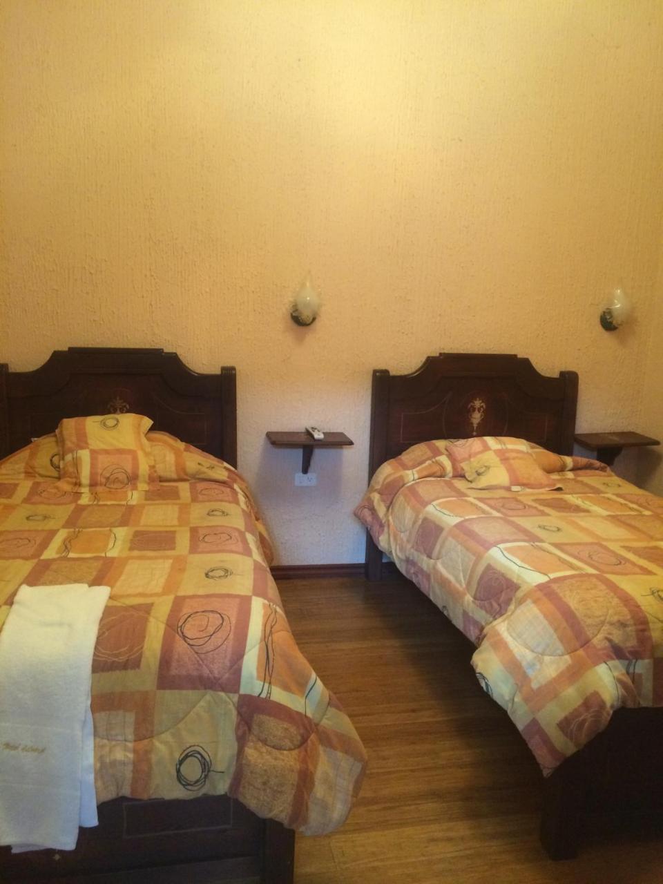 Hotel Catedral Кіто Екстер'єр фото