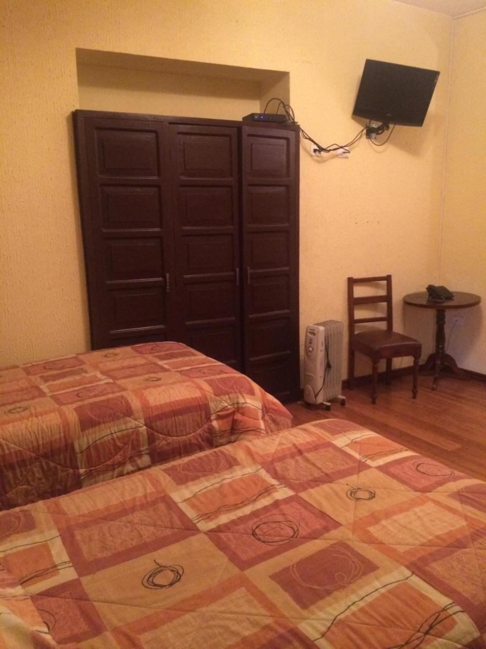 Hotel Catedral Кіто Номер фото